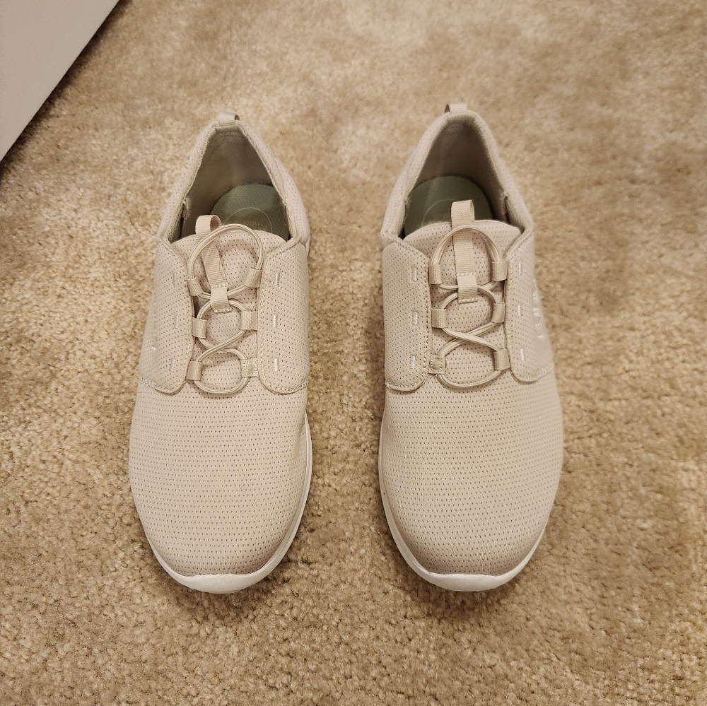 Ryka Renew Recovery Slip-on Sneaker Women's 9 Wide Beige Tan